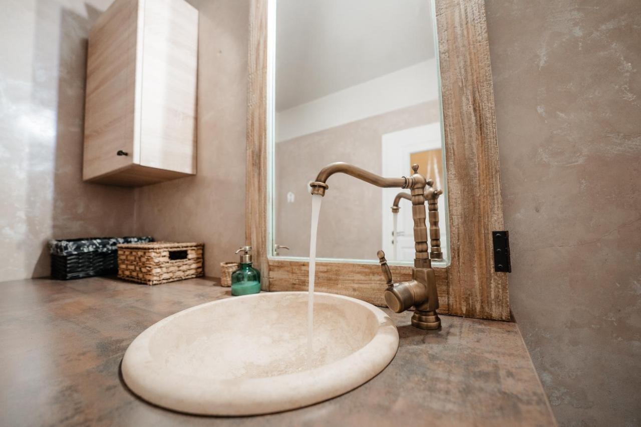 Appartement Bright And Cozy Design Apt With Office à Cluj-Napoca Extérieur photo